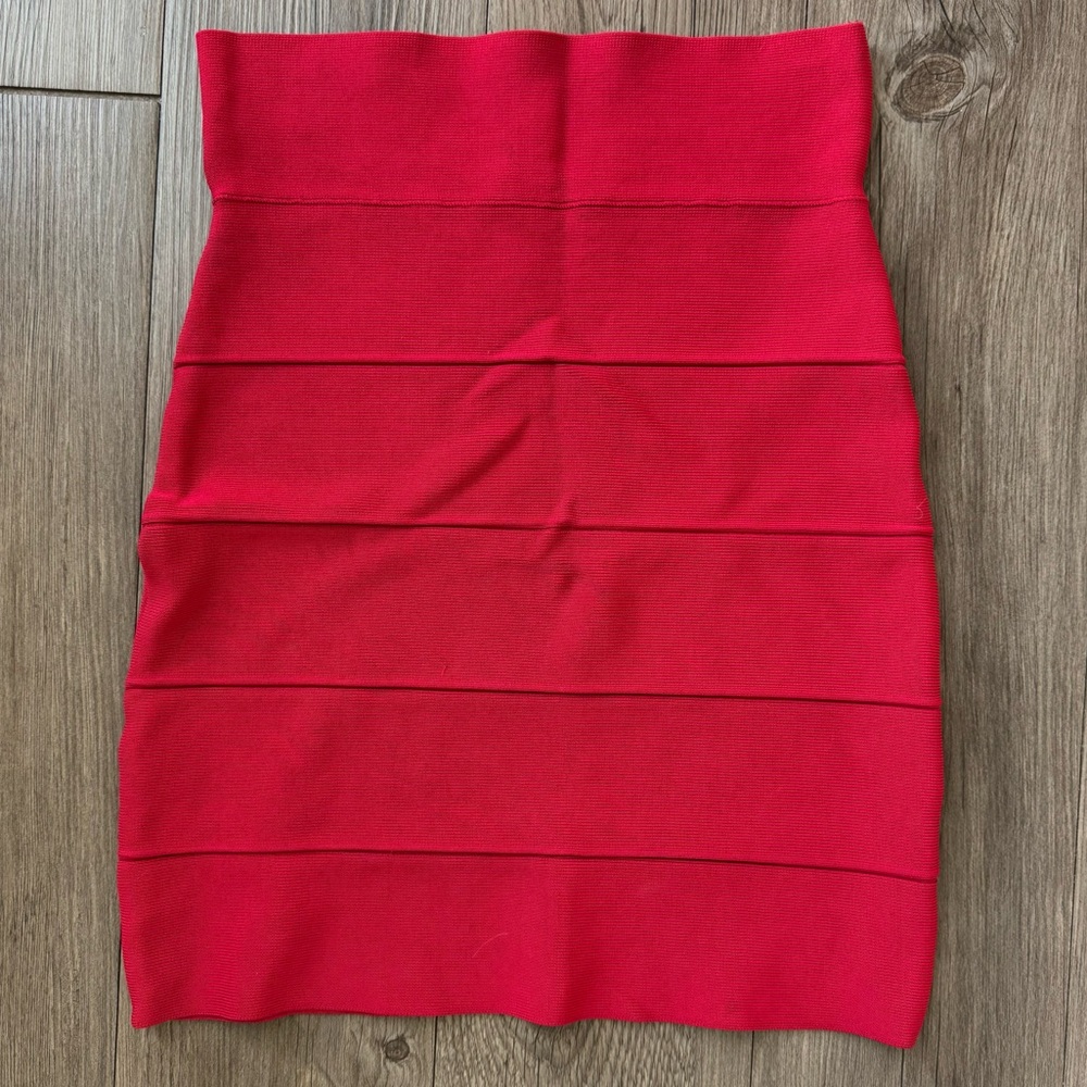 BCBGMAXAZRIA Simone Bandage Bodycon Skirt | Red Pencil | Size S
